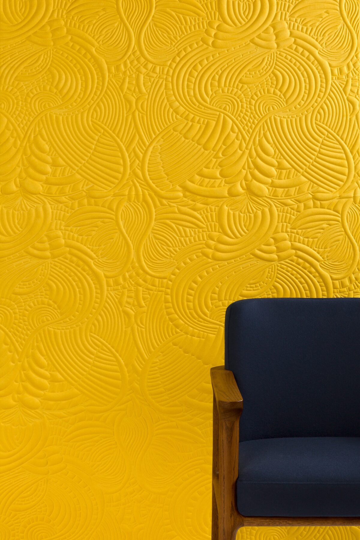 Dodo Pavone Wallcovering Moooi high-end exotic pattern wallpaper designed for elegant spaces in Royal Oak MI