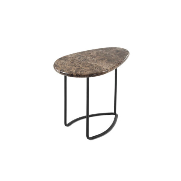 Lily Alto Side Table by Casamania & Horm – Designed by Marc Thorpe, this elegant side table features a black-painted metal base supporting a high marble or solid wood top, inspired by the architecture of the water lily plant. Dimensions: 45 cm height, 50 cm width, 34 cm depth.