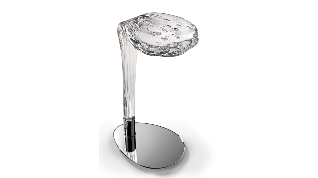 HEART 40 Reflex luxury Italian table with sculptural base for upscale dining rooms in Royal Oak Michigan