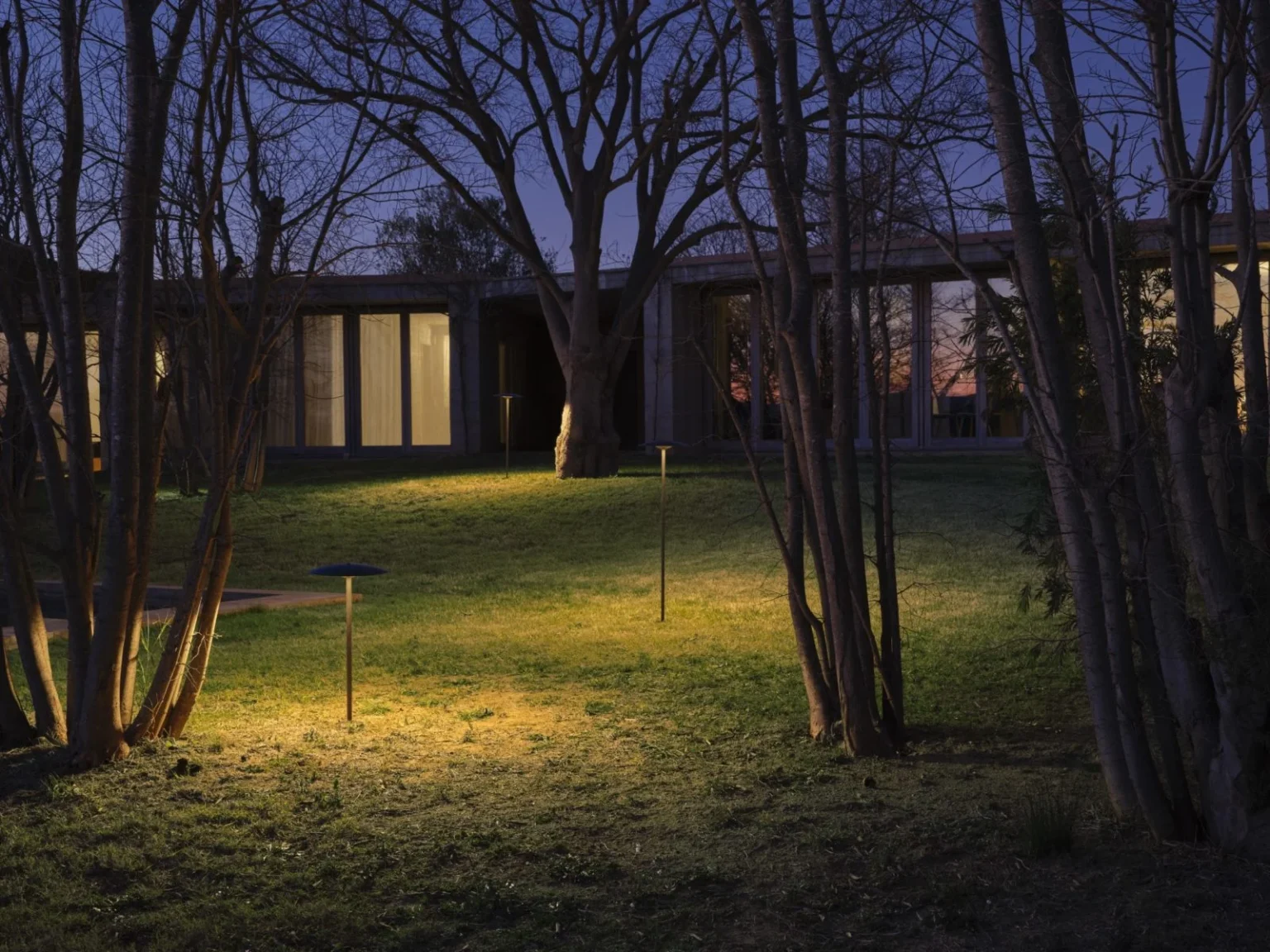 “Ginger by Marset contemporary lighting – slim profile lamp with soft ambient illumination”