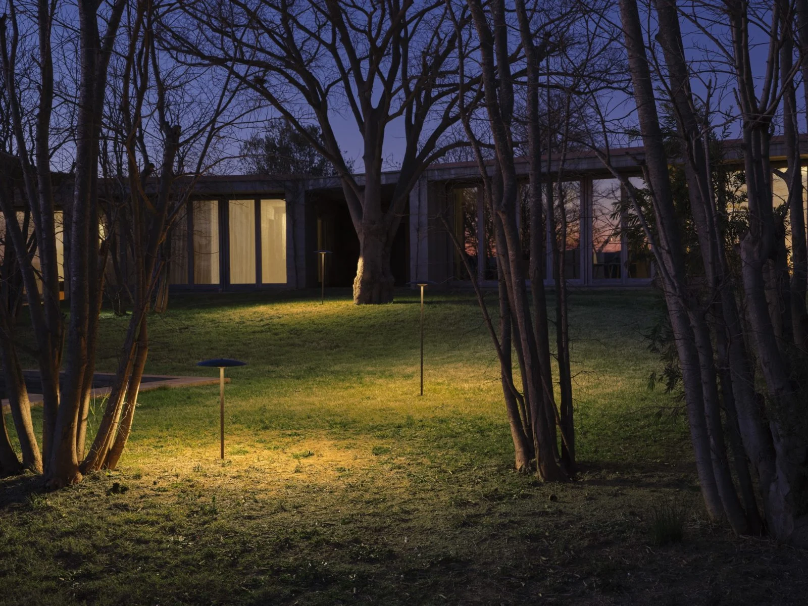 “Ginger by Marset contemporary lighting – slim profile lamp with soft ambient illumination”