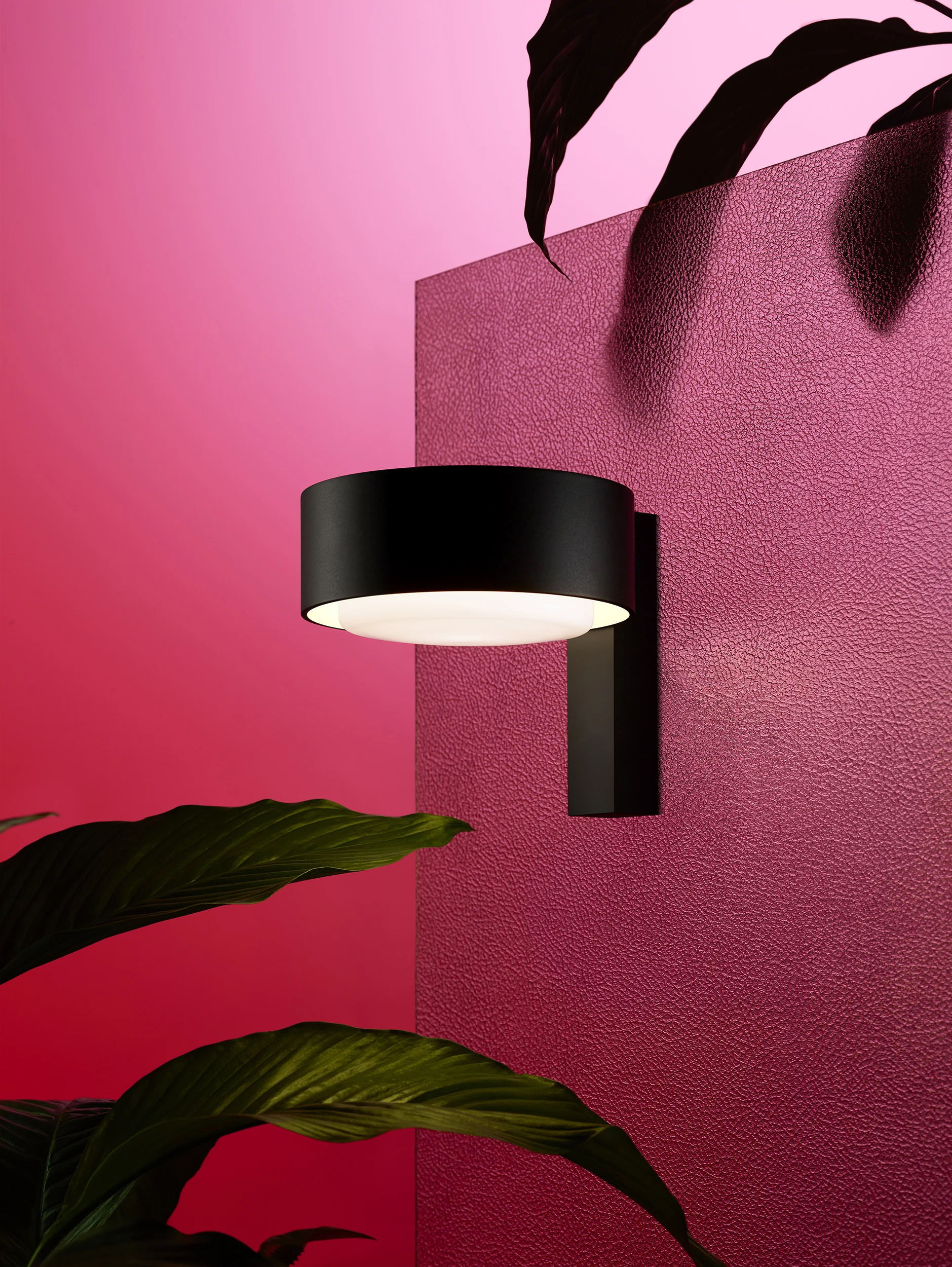 βPlaff-on! by Marset indoor-outdoor surface fixture β elegant and versatile lighting for ceilings or wallsβ