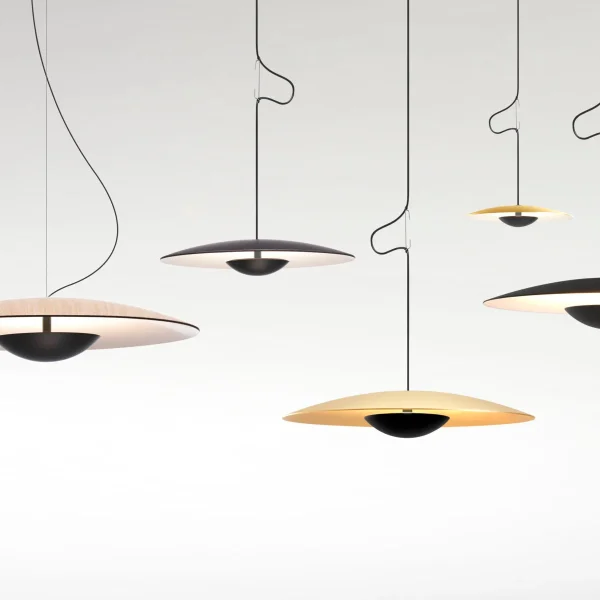 “Contemporary floor lamp Ginger by Marset – layered wood elements enhancing ambient lighting”