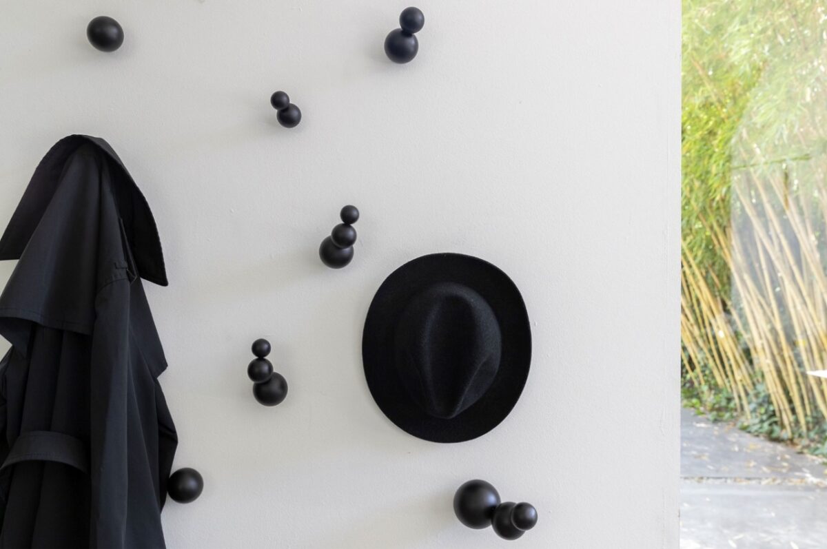“Italian statement mirror BUBBLES by Mogg – decorative bubble-like design in modern finish”