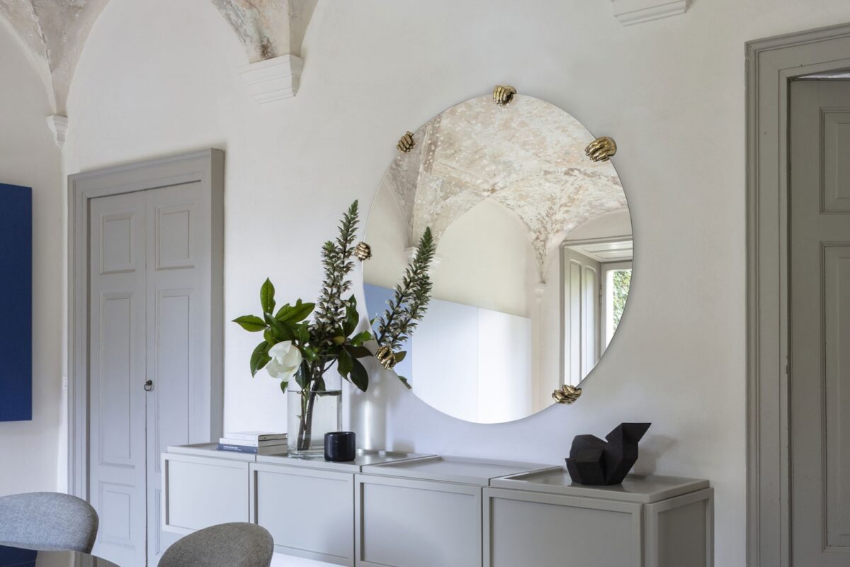 “SELFIE by Mogg – contemporary Italian wall mirror with deconstructed geometric silhouette and artistic flair”