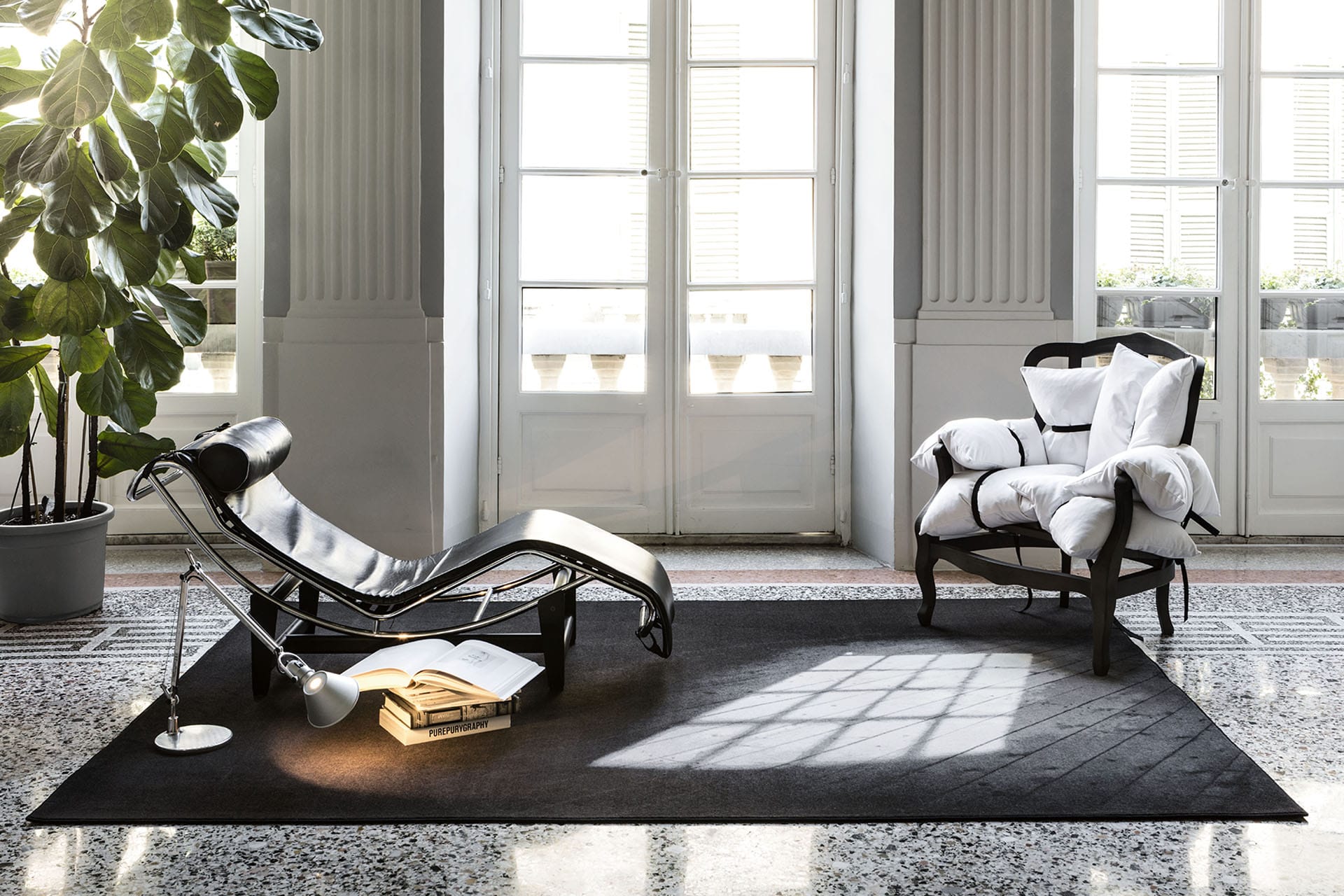 “NOON by Mogg – minimalist Italian floor lamp with sculptural vertical lines and refined modern design”