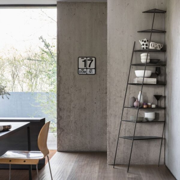 “MAMA’ by Mogg metal coat rack – refined Italian accessory with architectural structure”