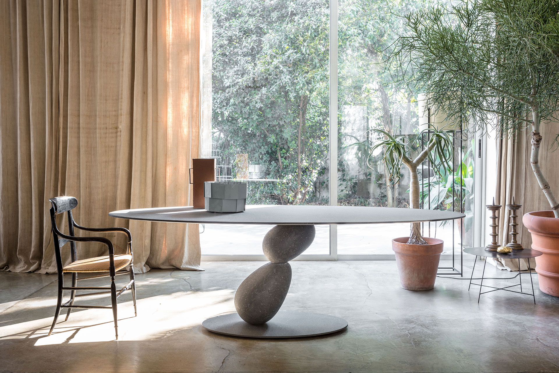 “Modern bookshelf MATERA by Mogg – artistic furniture with cubist geometry and functional storage”