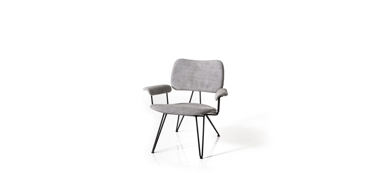 “Moroso Overdyed Lounge Chair – contemporary designer chair with rich upholstery and artisanal texture”