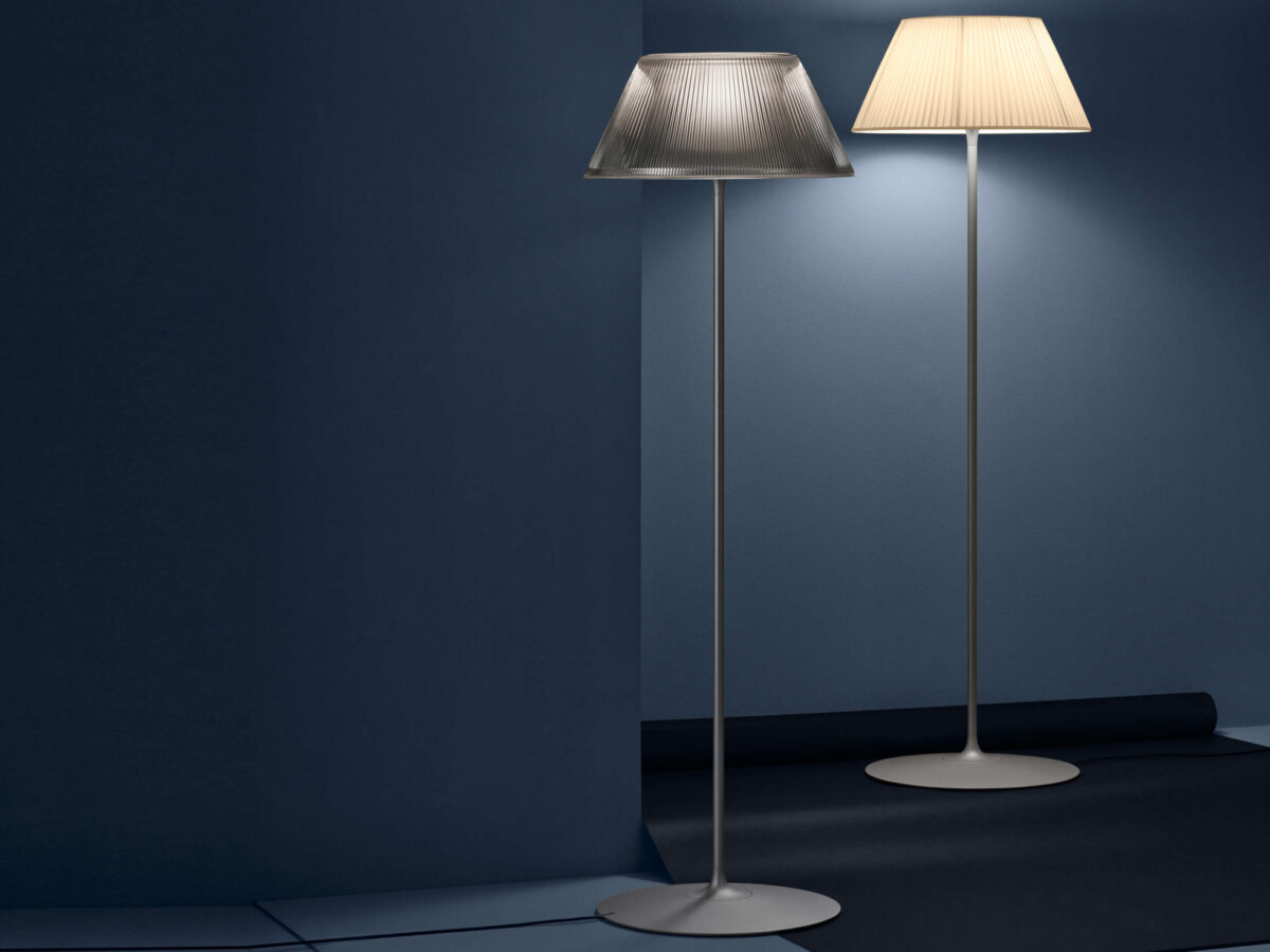 Slim stem floor lamp Romeo Moon F in matte silver with injection‑molded polycarbonate diffuser support