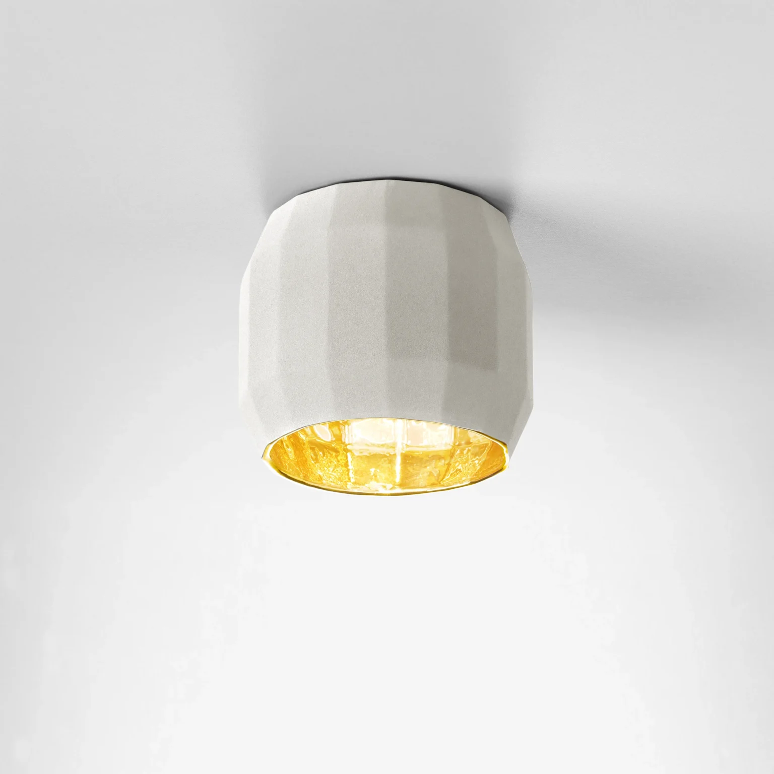 “Scotch Club by Marset Italian designer lamp – elegant ceramic pendant for modern interiors”