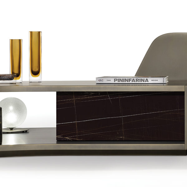 Space 40 by Reflex featured in Birmingham Michigan showroom, modern Italian luxury mirror design.