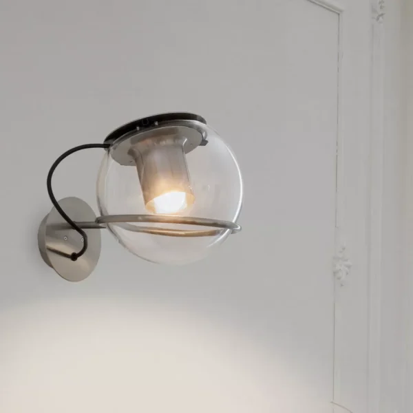 “The Globe by Oluce modern Italian table lamp – spherical glass diffuser with sleek metal base and minimalist design”