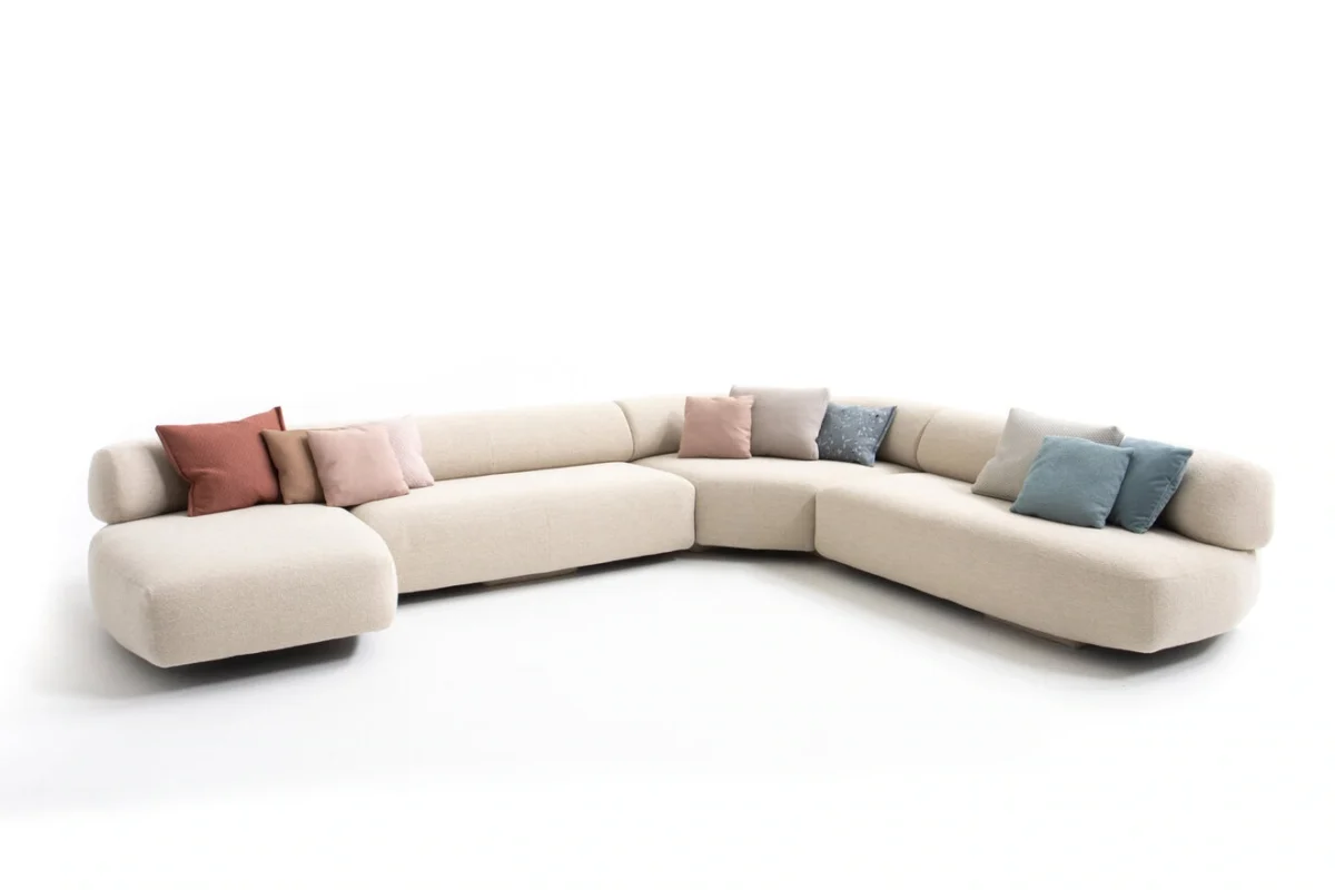 Gogan Sofa by Moroso in sculptural Italian design with soft organic lines, front view in a Royal Oak Michigan showroom
