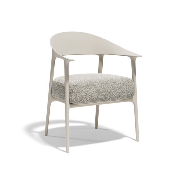 "Outdoor lounge chair from the AFRICA UPHOLSTERED collection by Vondom, offering comfort and class."