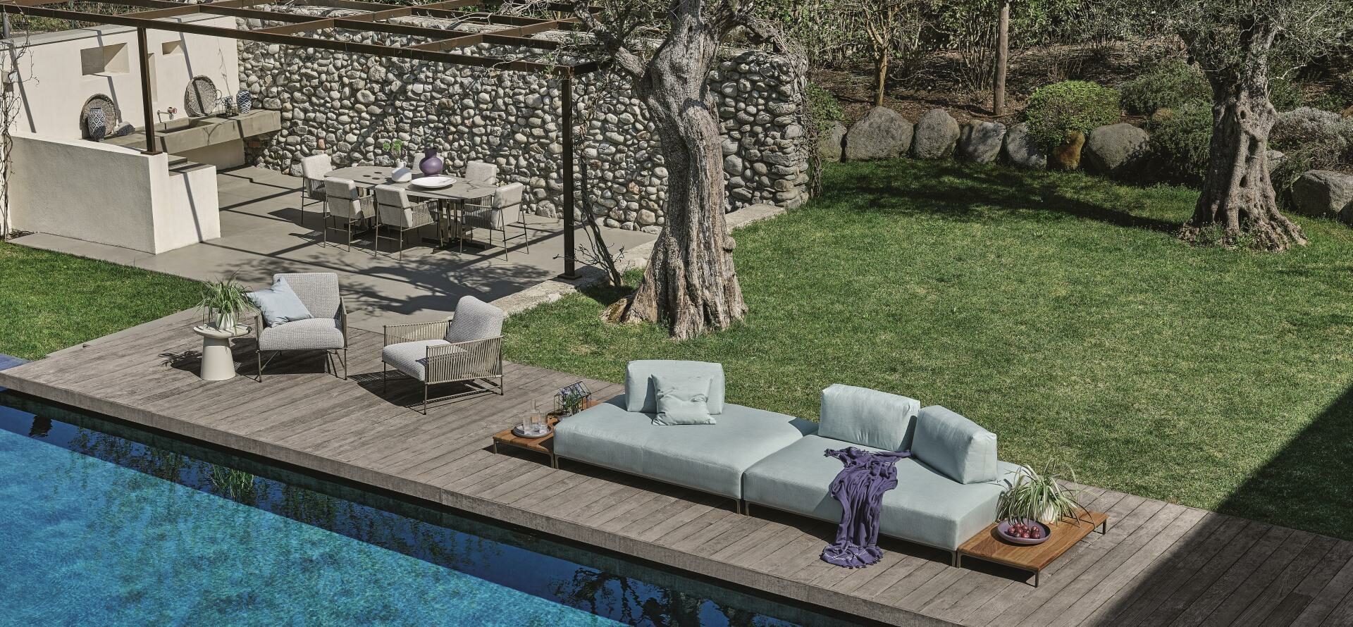 “Sanders Air Outdoor Sofa by Ditre Italia – modern Italian patio sofa with modular design and elevated open base”
