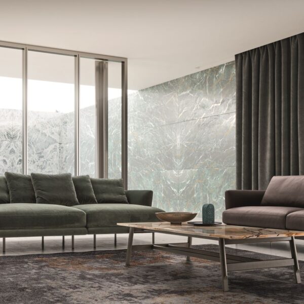 “ROYAL coffee table by Ditre Italia – elegant Italian design with rectangular top and sleek metal frame”
