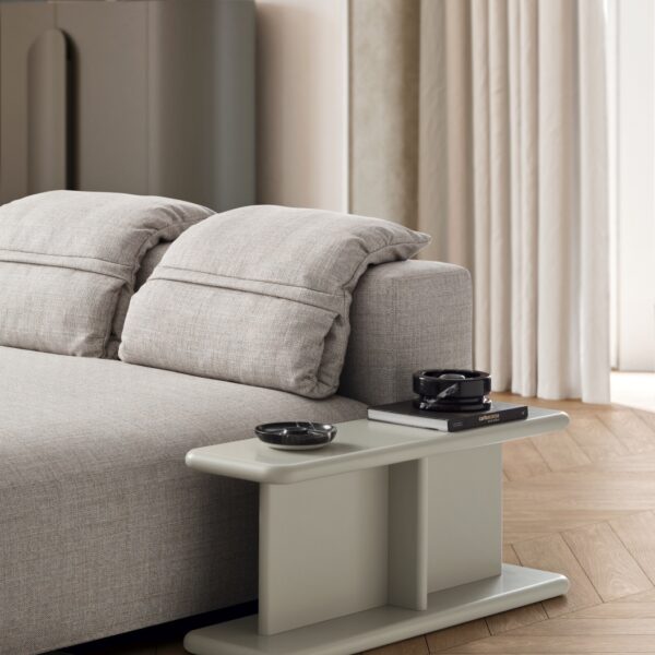 “CROSSLINE coffee table by Ditre Italia – modern Italian design with intersecting base and elegant round top”