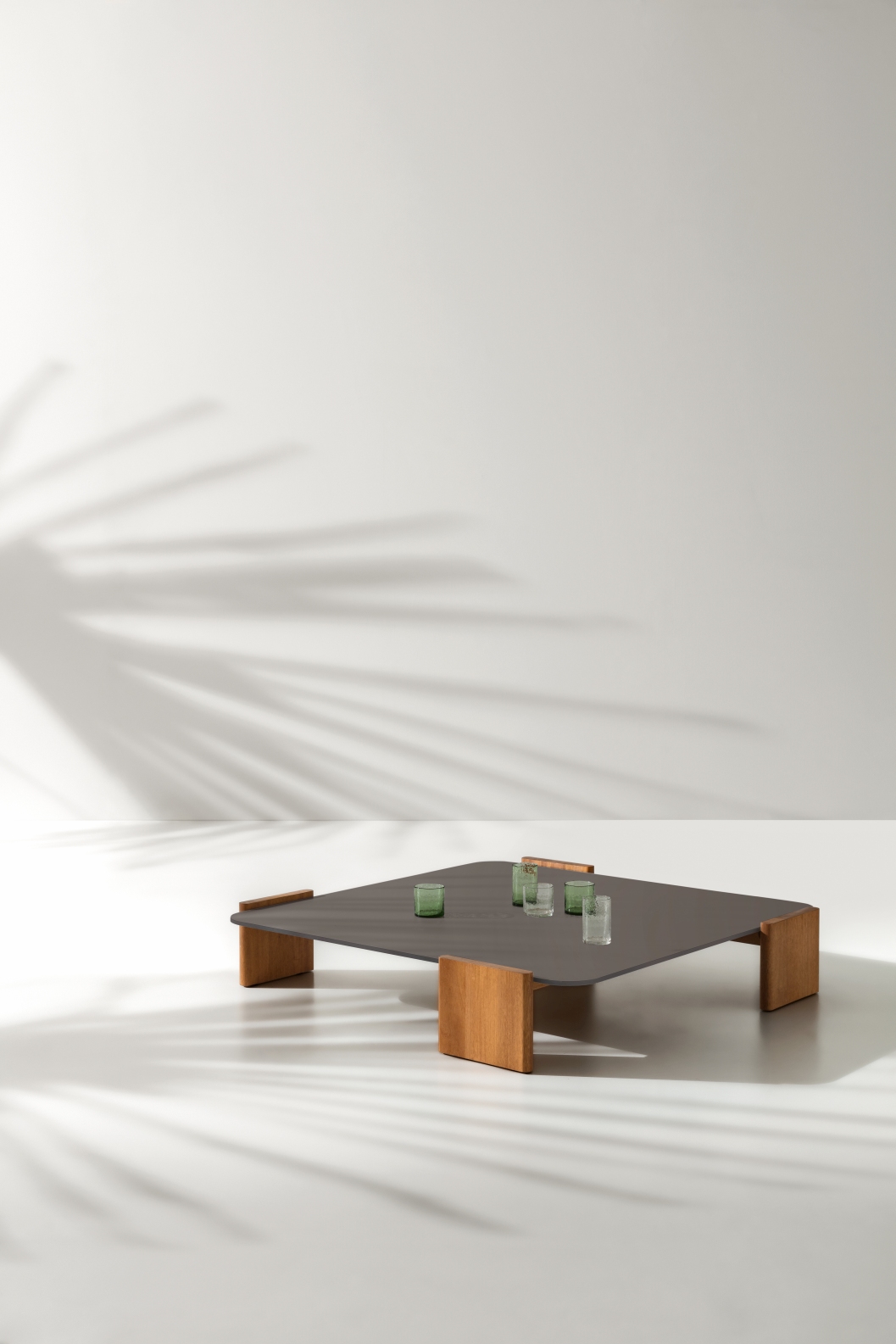 βTao table by Ditre Italia β modern Italian coffee table with minimalist design and sculptural baseβ