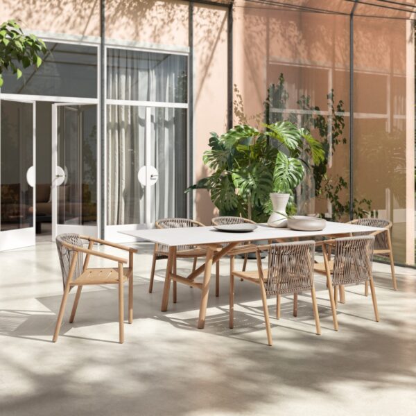 “Isamu table by Ditre Italia – contemporary Italian dining table with sculptural base and refined surface finish”