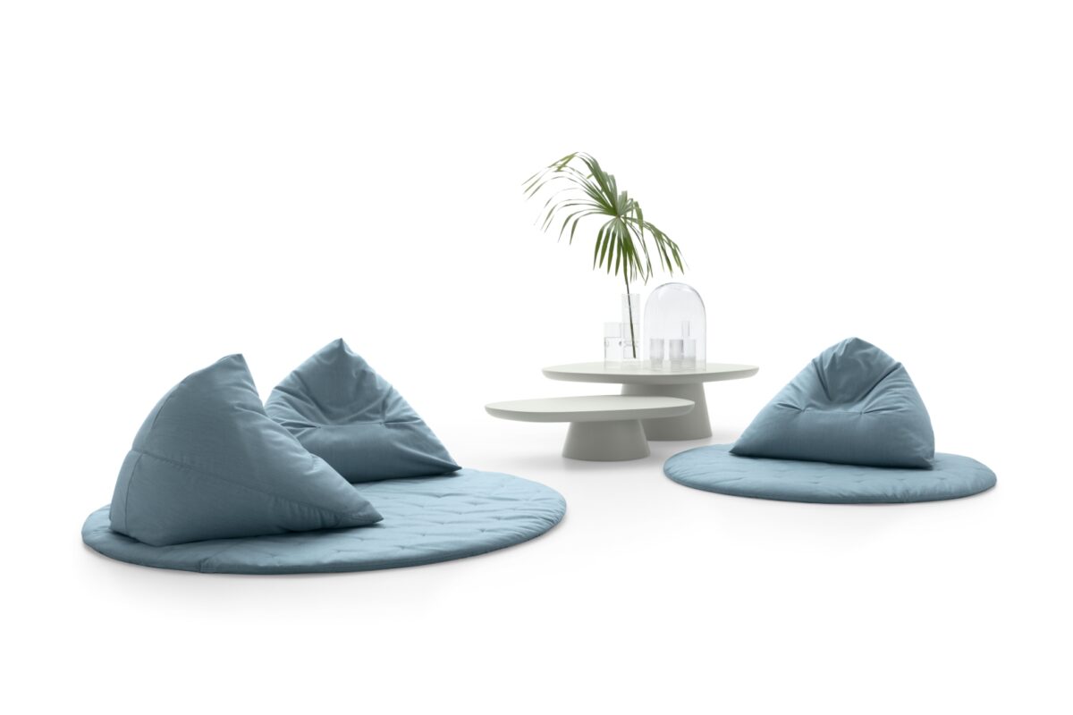 “Ditre Italia Papilo sofa – sculptural outdoor furniture with cushioned comfort and contemporary aesthetics”