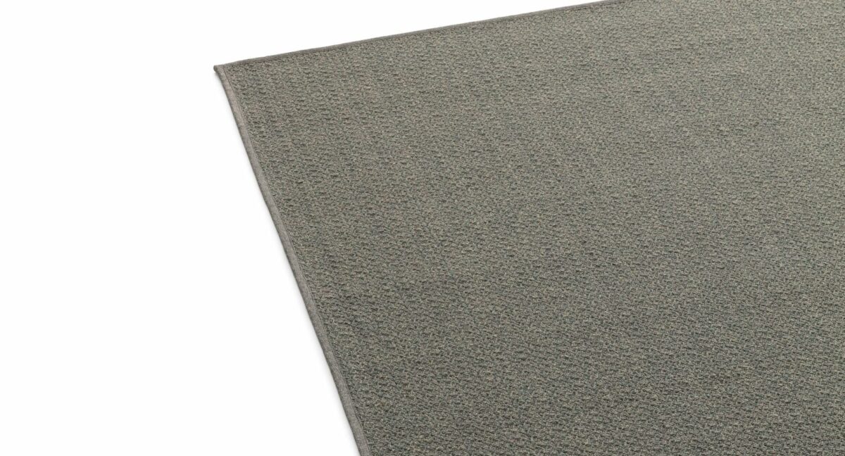 “Ditre Italia PLAIN AIR – elegant outdoor rug with soft hand-feel and timeless geometric structure”