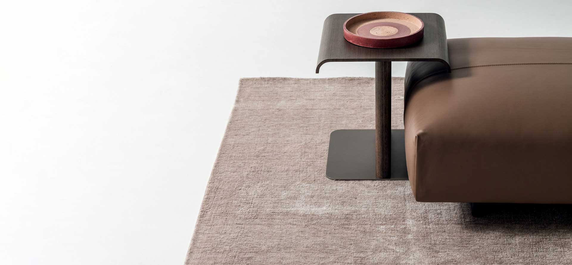 “GLINT rug by Ditre Italia – contemporary Italian area rug with shimmering texture and elegant tonal contrast”