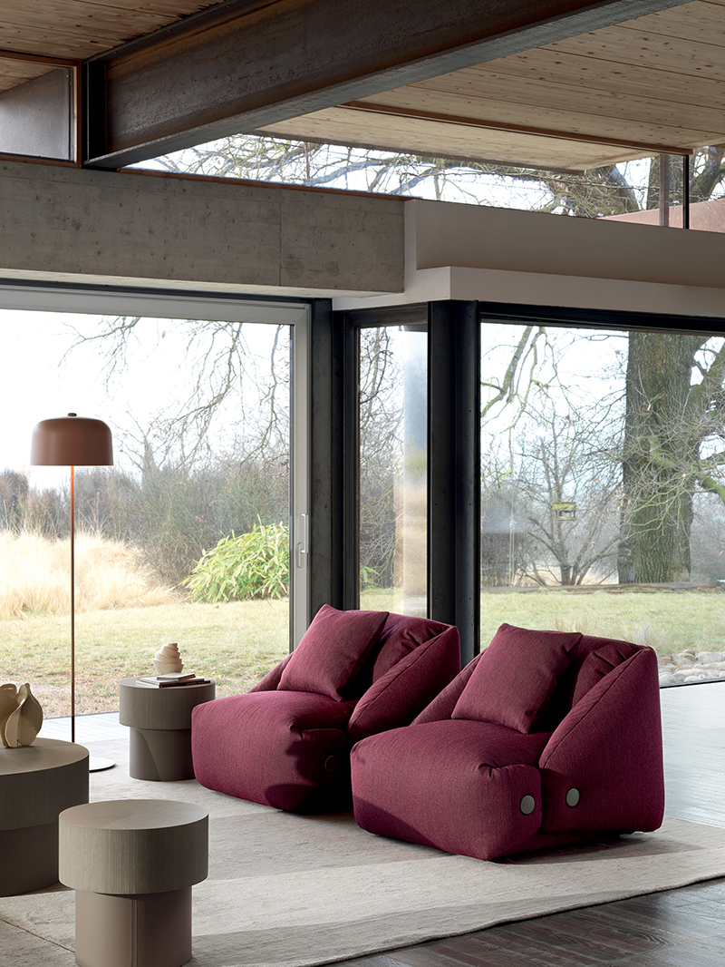 โItalian MELVILLE lounge chair by Ditre Italia โ sculptural form with ergonomic support and soft paddingโ