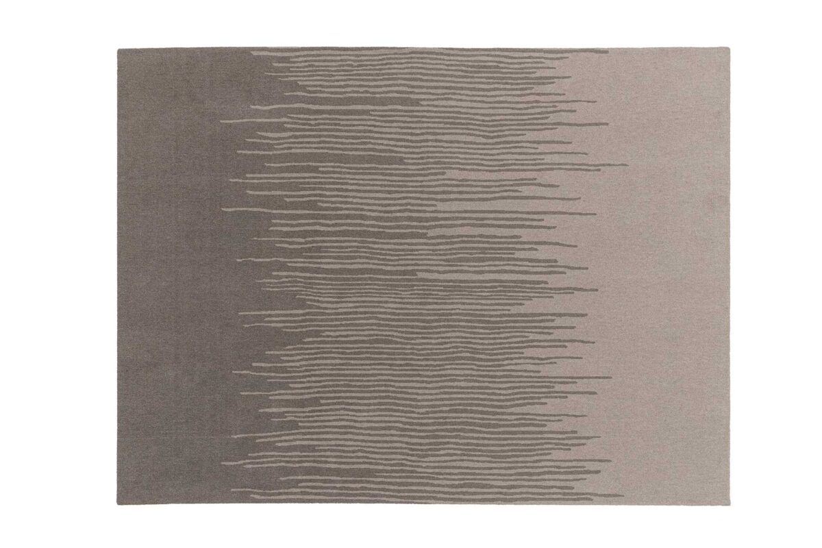 “Ditre Italia REED – luxury rug offering tactile appeal and contemporary geometric expression”