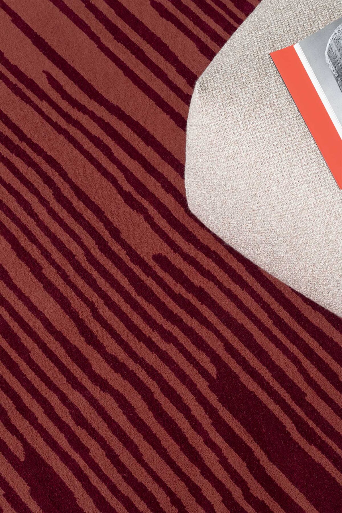 “REED by Ditre Italia – stylish area rug crafted with fine detailing and a refined, neutral color palette”