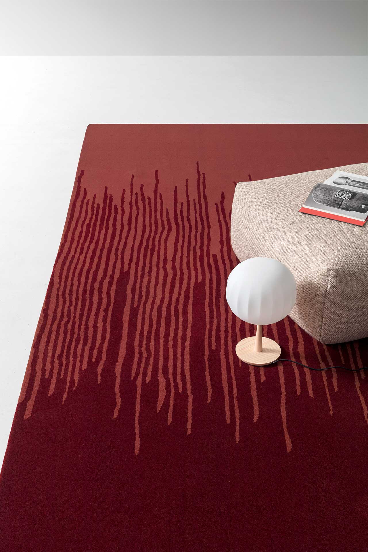 “Ditre Italia REED – modern designer rug with woven surface and subtle tonal patterns for elegant interiors”