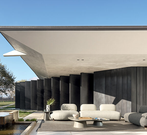“Pacific sofa by Ditre Italia – modern Italian modular sofa with deep seats and relaxed upholstered design”