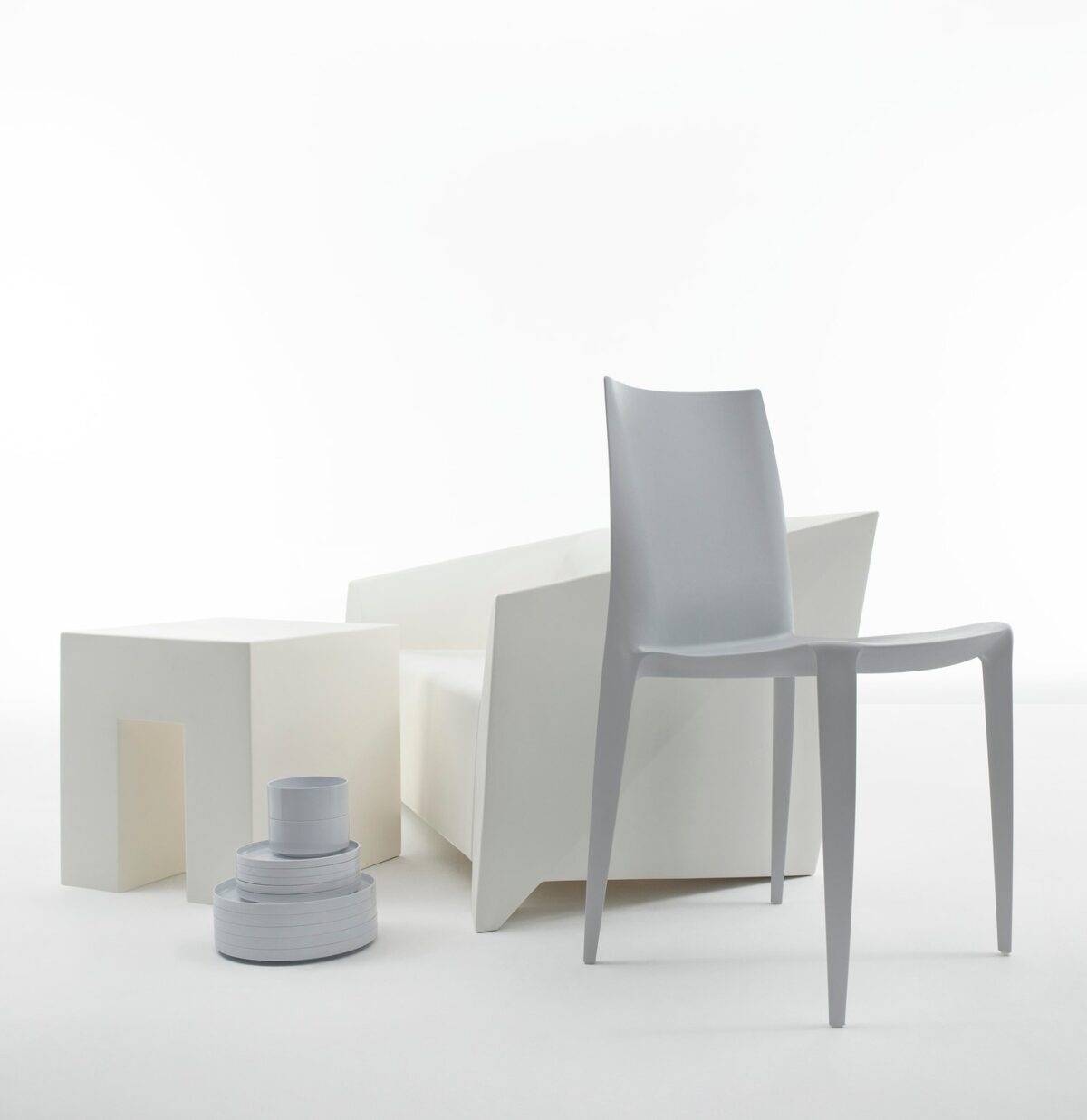 MB 5 by Heller, luxury seating for upscale Birmingham, Michigan interiors.