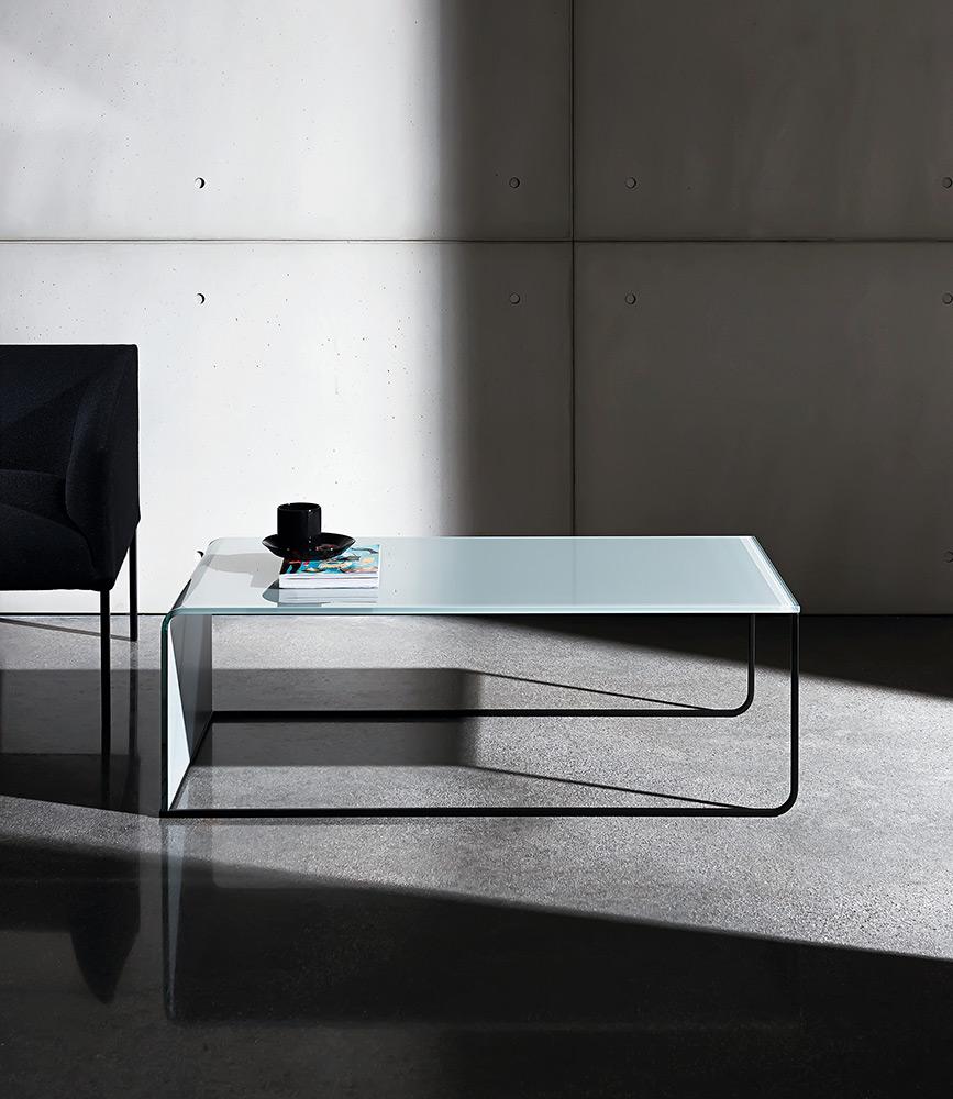 “Nido Coffee Table by Sovet – modern Italian table with woven metal base and elegant round top”