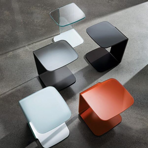 “Shell Coffee Table by Sovet – modern Italian table with curved glass base and elegant minimalist top”