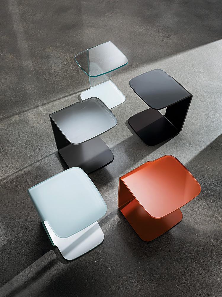 “Shell Coffee Table by Sovet – modern Italian table with curved glass base and elegant minimalist top”