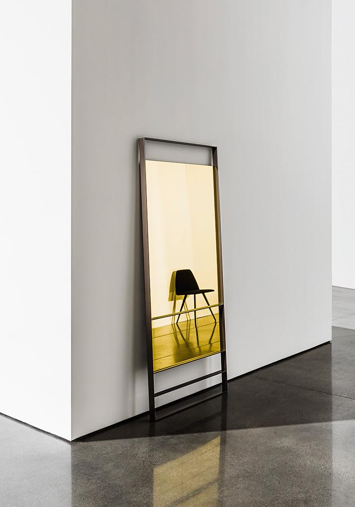 “Visual decagonal mirror by Sovet – contemporary Italian wall mirror with bold geometric ten-sided design”