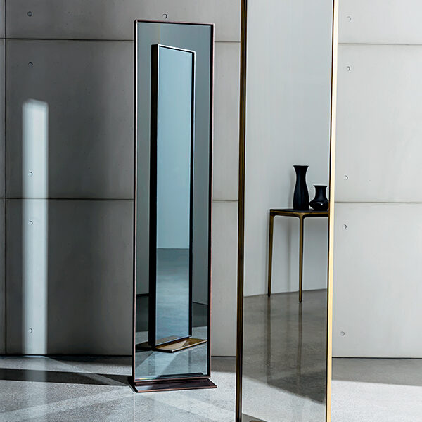 “Free-standing Visual mirror by Sovet – modern Italian floor mirror with minimalist rectangular frame”