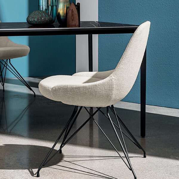 “Cadira Wire chair by Sovet – modern Italian chair with sleek metal wire base and contemporary silhouette”