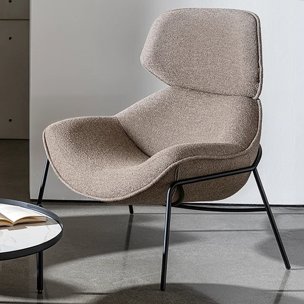 “Alisia armchair with headrest by Sovet – modern Italian lounge chair with ergonomic support and elegant design”