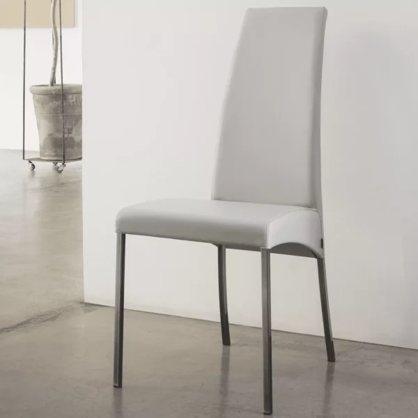 Aida by Bontempi dining chair with curved slender backrest