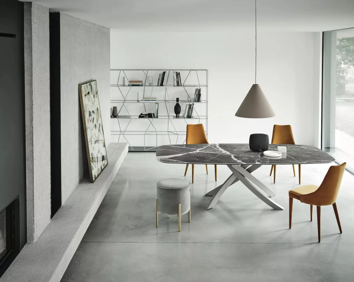 Chic kitchen bar stool version of Clara by Bontempi with supportive back