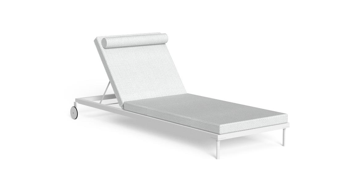 High-end CleoSoft Alu Sunbed by Marco Acerbis for Talentispa, modern Italian outdoor furniture for Troy, Michigan.