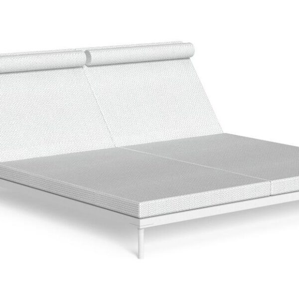 Luxury contemporary CleoSoft Alu Double Sunbed by Marco Acerbis for Talentispa, high-end Italian outdoor furniture for Birmingham, Michigan.