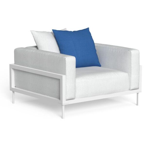 "TalentiSpa CleoSoft//Alu Armchair blending comfort, minimalism, and refined outdoor design."