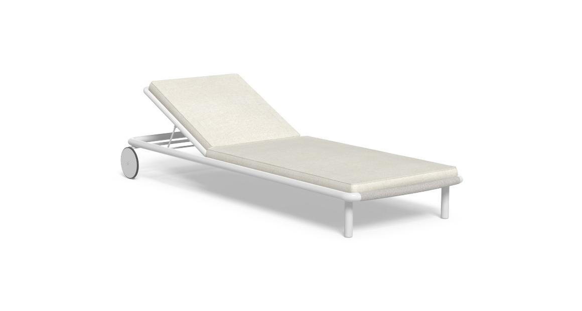 Modern Coral Sunbed by Marco Acerbis for Talentispa, high-end Italian outdoor furniture for Royal Oak, Michigan.