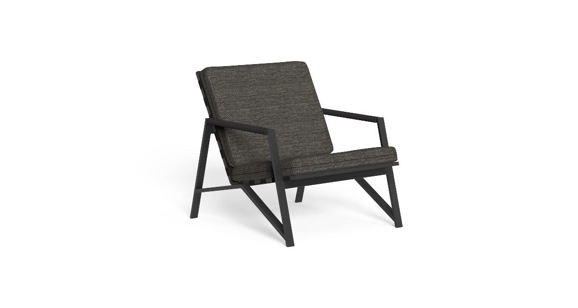 "Handcrafted Cottage Living armchair by Talentispa, combining elegant lines with plush seating."