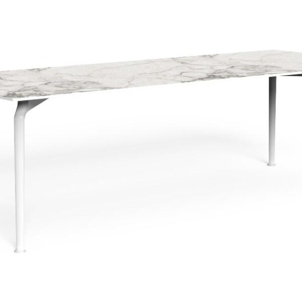 "TalentiSpa Cruise//Alu 250×100 dining table with powder-coated aluminum frame for lasting durability."