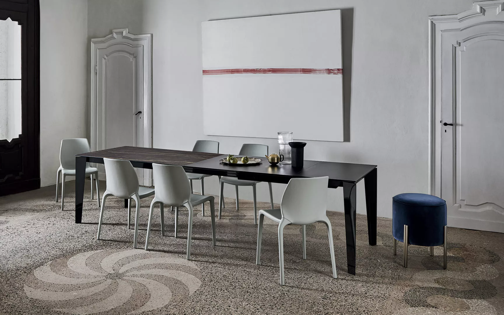 Contemporary Cruz XXL table by Bontempi with natural oak veneer tabletop and metal frame.