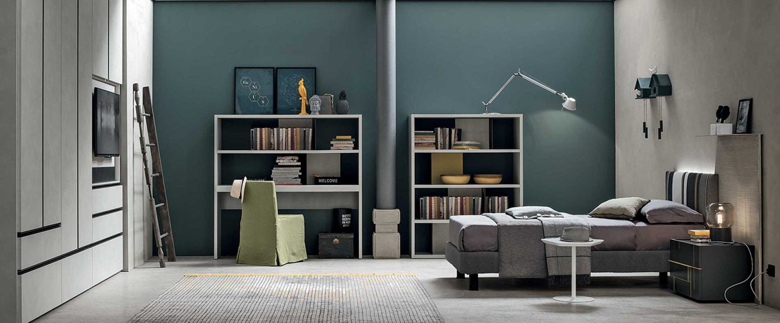 “Composition 08 children’s room by Tomasella – modern Italian bedroom with bunk bed, storage steps, and integrated desk”